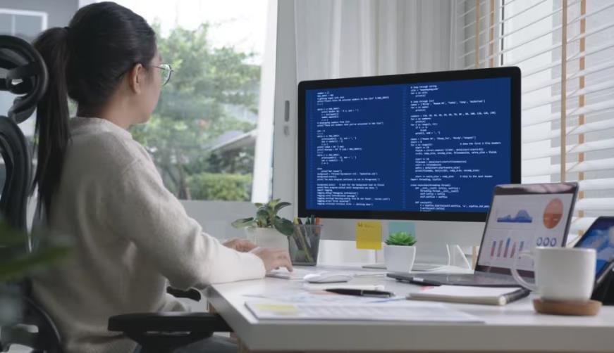 隆昌县企业数字化解决方案:机器学习赋能商业模式升级的核心路径